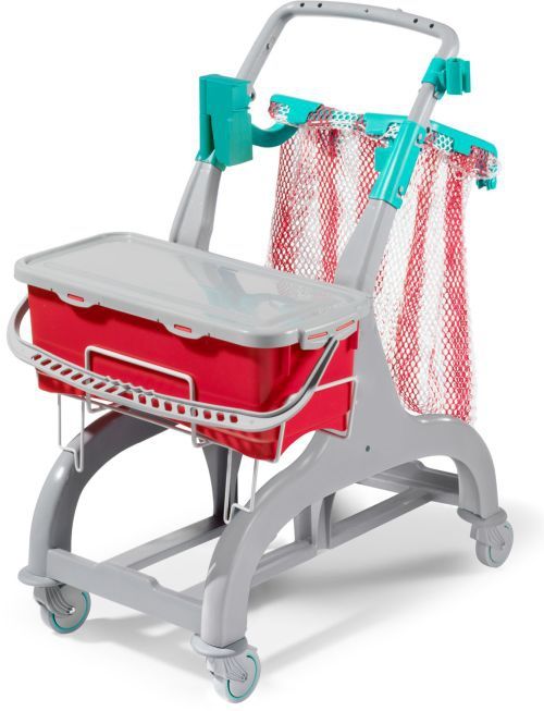 Chariot avec seau de pré imprégnation rouge