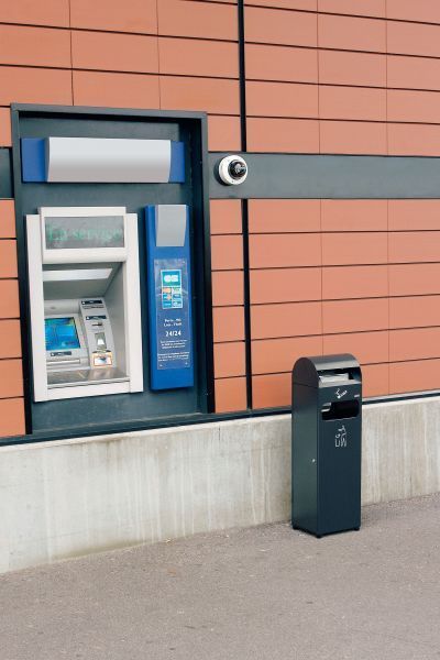 Collecteur cendrier sur poubelle de 900 mégots