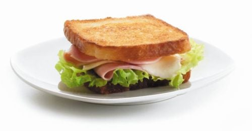 Délicieux croque monsieur carré et croustillant