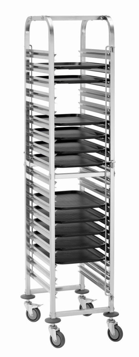 Echelle gastronorm avec plateaux de service