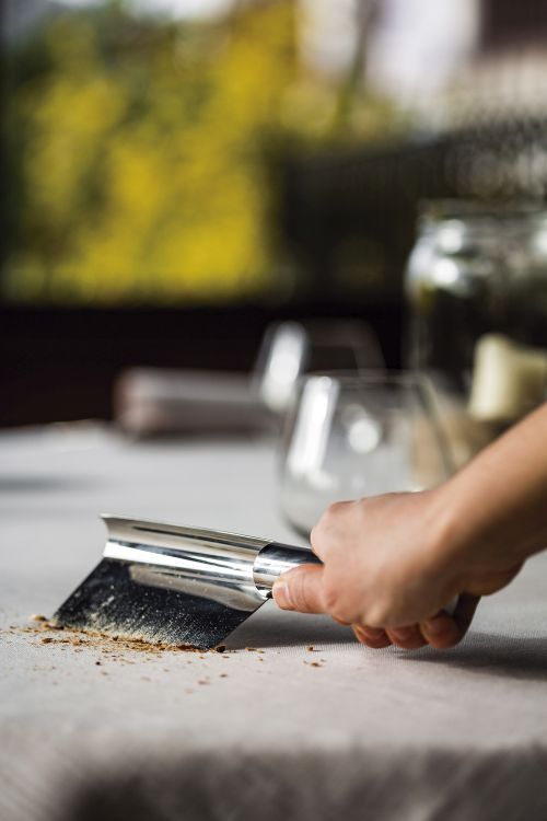 Ramasse miettes inox professionnel élégant