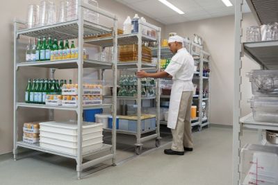 Rayonnage mobile sur rails à manipulation facile