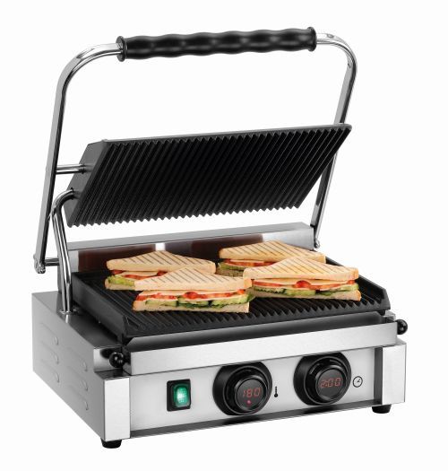 Grill à paninis avec grilles en fonte