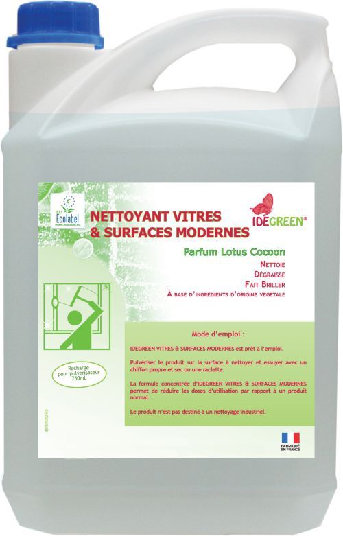 Nettoyant vitres et surfaces ecolabel en cuisine