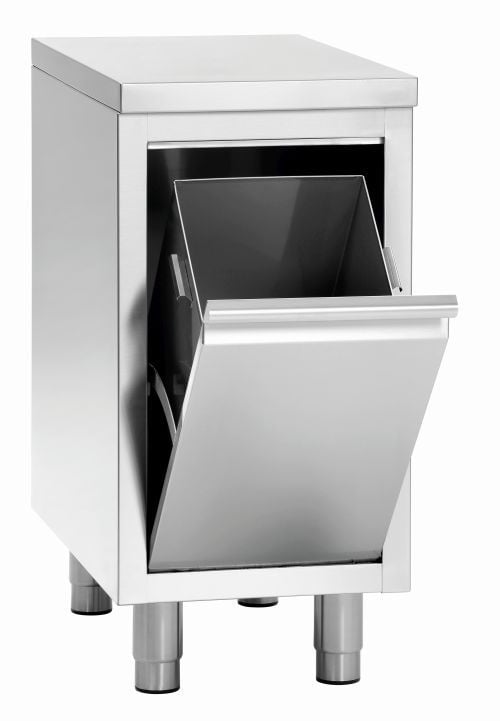 Poubelle basculante inox en cuisine